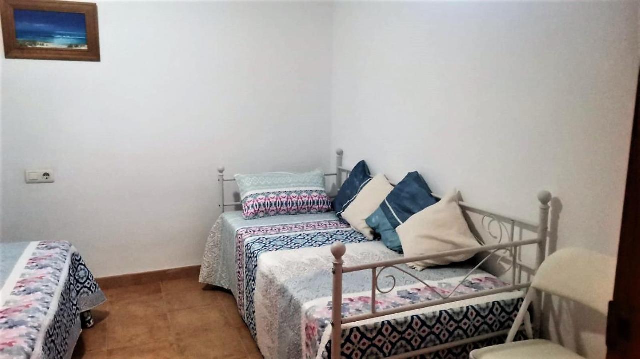 Apartamento Zona Parque Comercial 莫哈卡尔 外观 照片