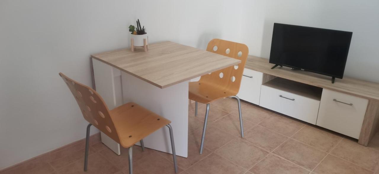 Apartamento Zona Parque Comercial 莫哈卡尔 外观 照片